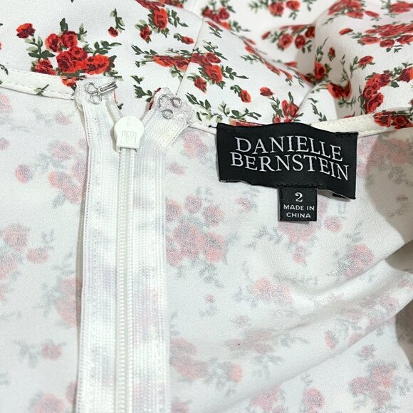 Danielle Bernstein Floral Slitted Short Sleeve Queen Anne Neckline Dress - Picture 12 of 15